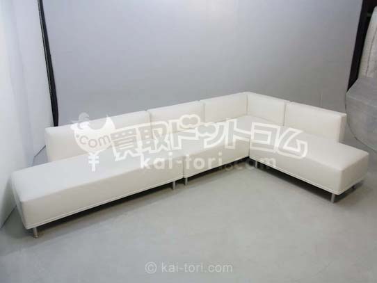 カッシーナ/Cassina GRANDANGOLO system sofa　東京にて買取しました。